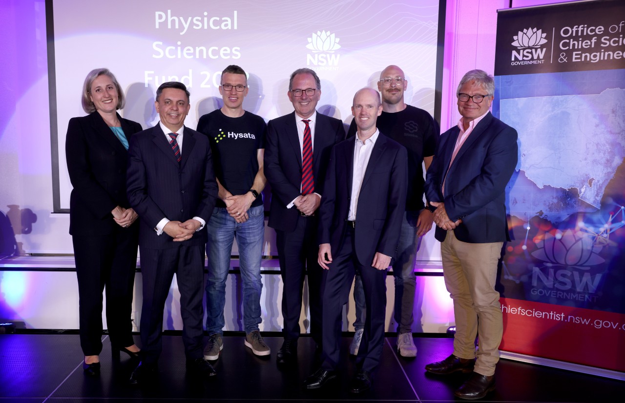 The successful grant recipients of the 2022 Physical Sciences Fund with Investment NSW CEO Katie Knight, Minister for Science, Innovation and Technology, the Hon. Alister Henskens MP and NSW Chief Scientist & Engineer Professor Hugh Durrant-Whyte. 